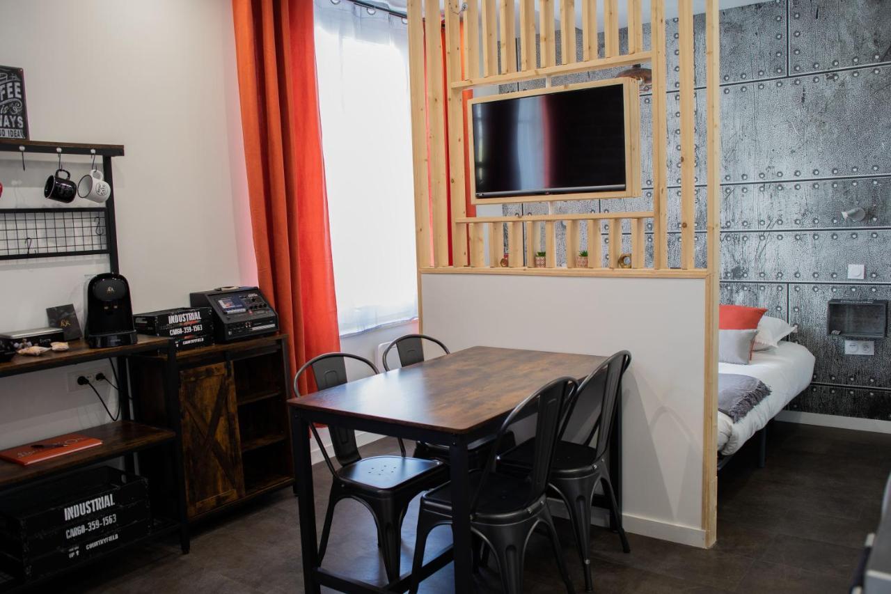 * Les Suites Aux Etoiles * Clermont-Ferrand Luaran gambar