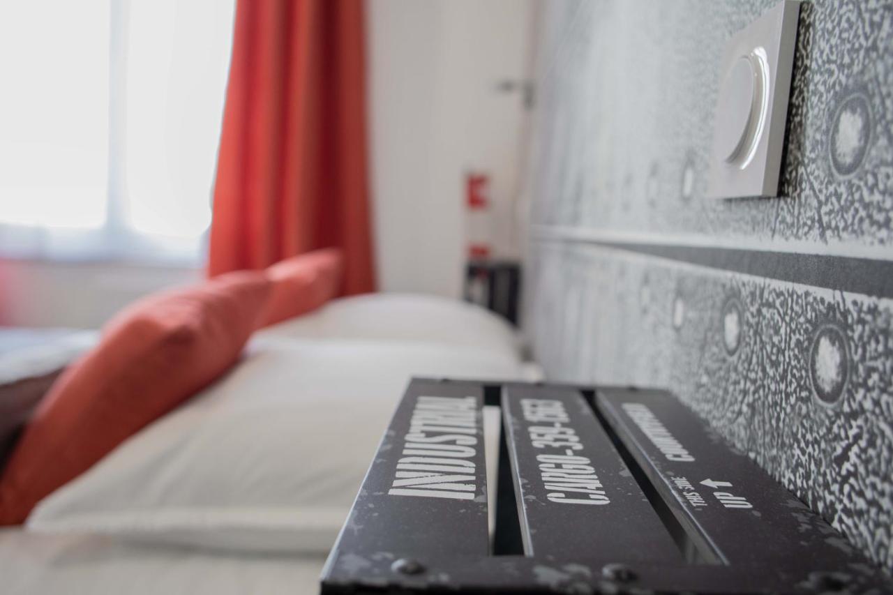 * Les Suites Aux Etoiles * Clermont-Ferrand Luaran gambar