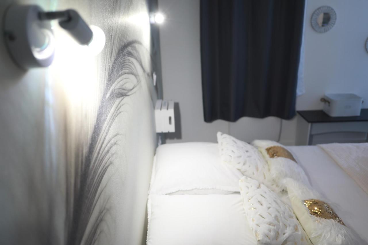 * Les Suites Aux Etoiles * Clermont-Ferrand Luaran gambar